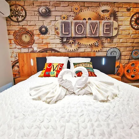 Loft & Spa-6 Pers-jacuzzi-parking-jardin-clim-colmar *